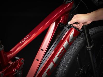 Trek Rail 5 Deore 625W EU M Crimson/Lithium Grey Produktbild 4