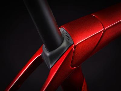 Trek Domane SLR 9 47 Metallic Red Smoke to Red Carbon S Produktbild 6