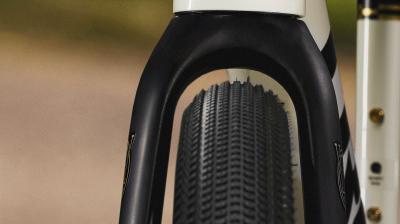 Trek Domane AL 5 61 Matte Trek Black Produktbild 13