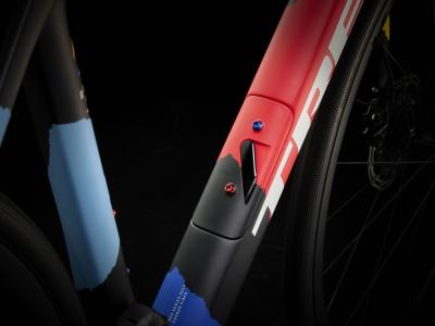 Trek Domane SLR 7 AXS 47 Trek Black Produktbild 3