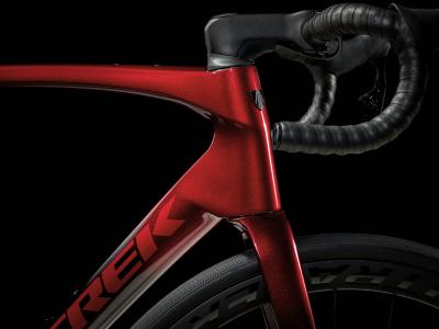 Trek Domane SLR 7 AXS 56 Metallic Red Smoke to Red Carb Produktbild 5