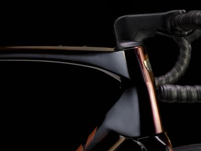 Trek Domane SLR 7 AXS 58 Axinite Flip/Trek Black Produktbild 5